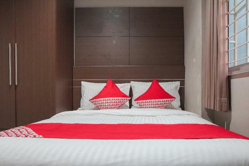 Oyo 383 Env Hotel 2*